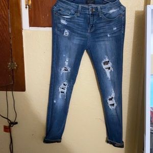 Judy blue camouflage patches and legs fold with camo skinny fit size 9/29